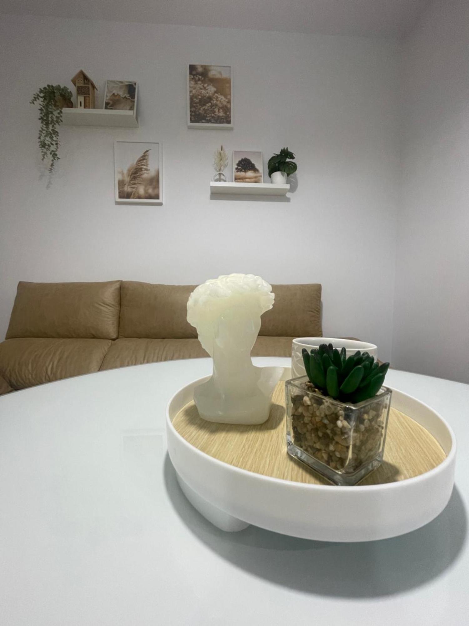 Apartamento Vitelio Carmona  Luaran gambar